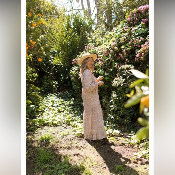 Carly Jean Laurel Maxi Dress Tiered Animal Print Tan Oversized Boho , M - Picture 11 of 11